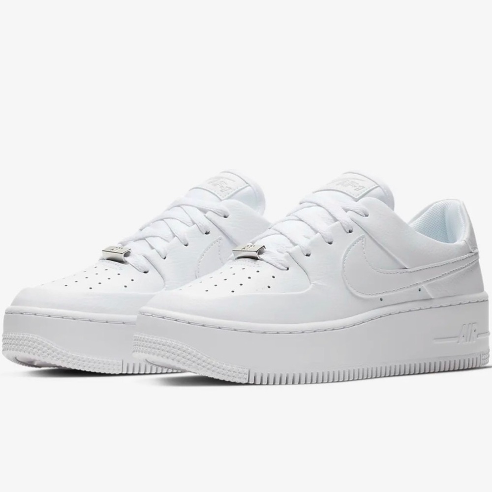 Nike Air Force 1 Platform Shoes Sage Low White